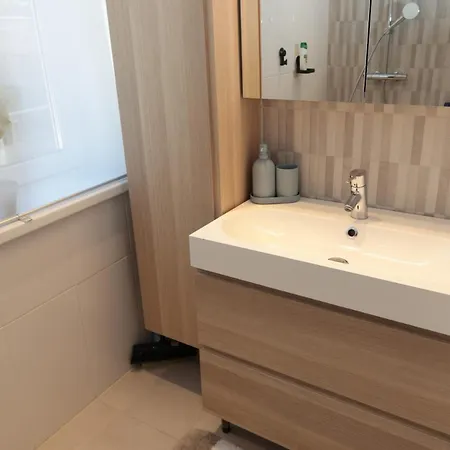 15min Walk To Oldtown, Dishwash, Parking, Aircon 아파트 *